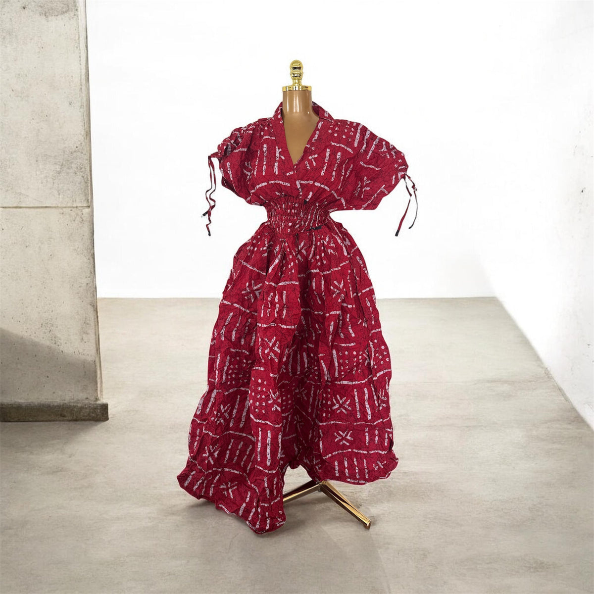 IMADE CINCHED WAIST DRESS